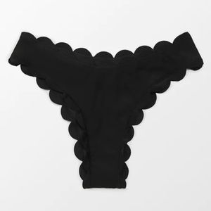 Black Lara Scalloped Trim Bikini Bottom by Cupshe Size L